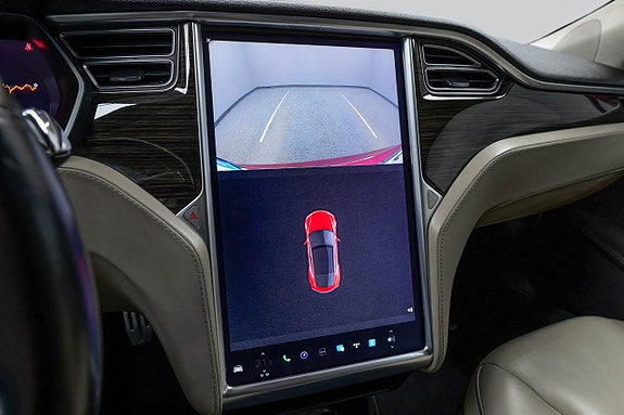 Tesla Model S 18 of 22