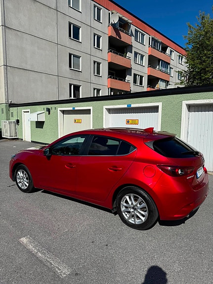 Mazda 3 4 of 9