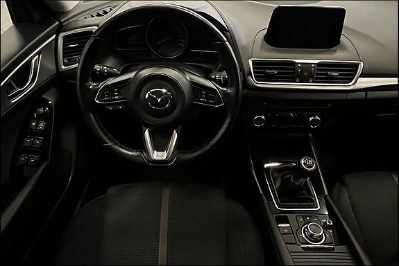 Mazda 3 5 of 9