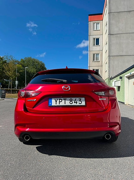 Mazda 3 3 of 9