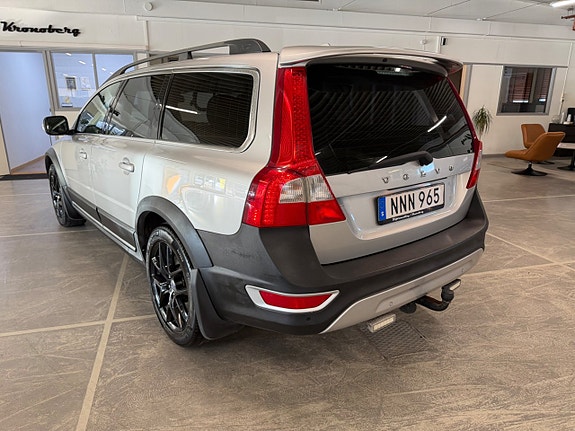 Volvo XC70 4 of 15