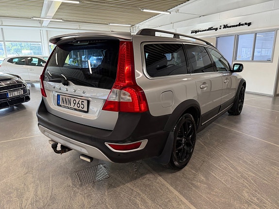 Volvo XC70 3 of 15