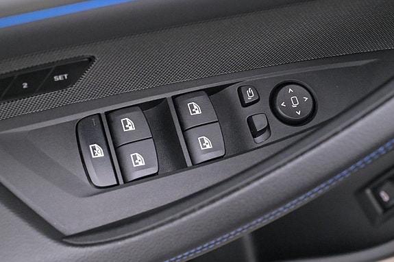 BMW i4 11 of 27
