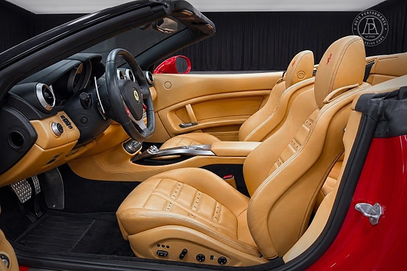 Ferrari California 30 8 of 11