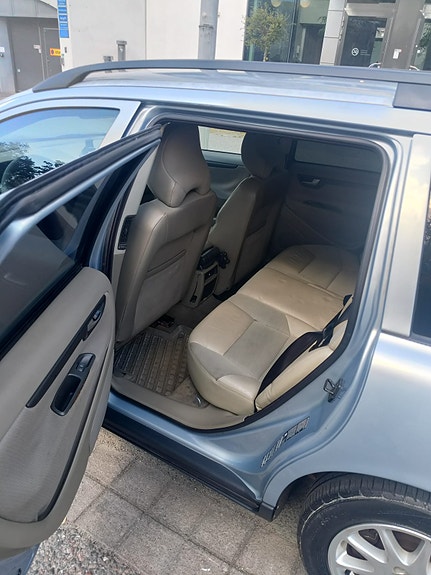 Volvo V70 6 of 6