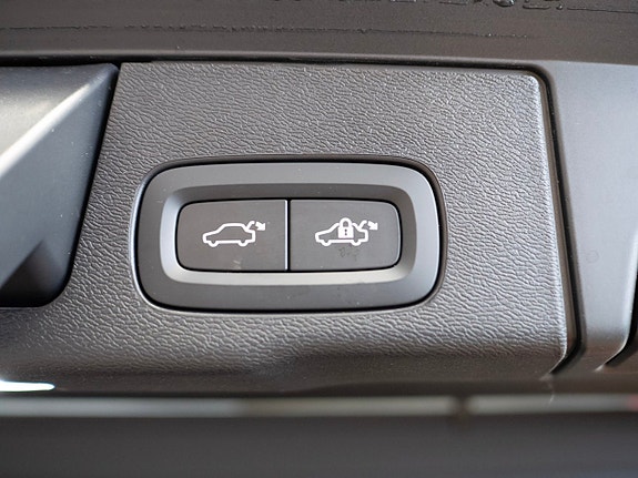 Volvo XC60 16 of 18