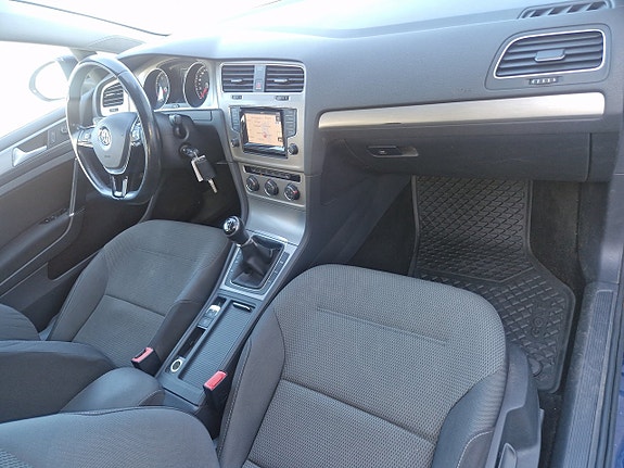 Volkswagen Golf I 6 of 10