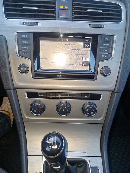 Volkswagen Golf I 9 of 10