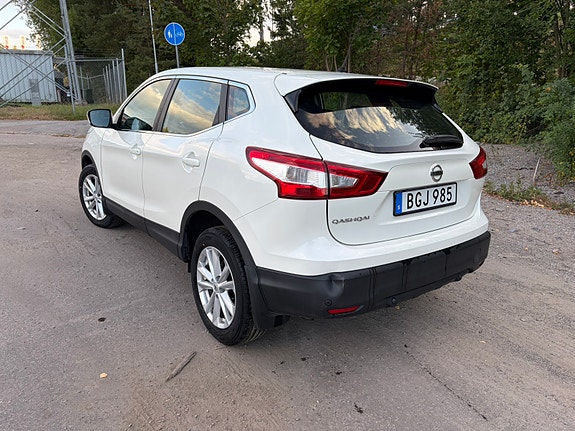 Nissan Qashqai 2 of 9