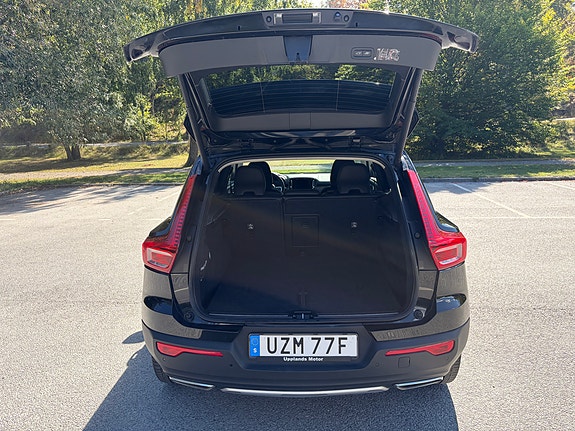 Volvo XC40 9 of 27
