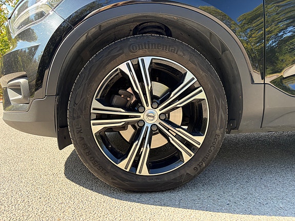 Volvo XC40 20 of 27