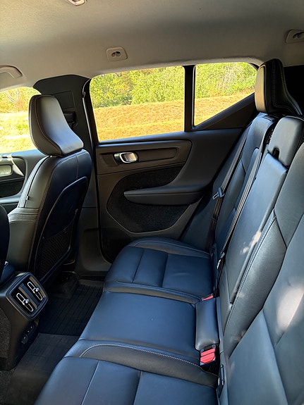 Volvo XC40 16 of 27