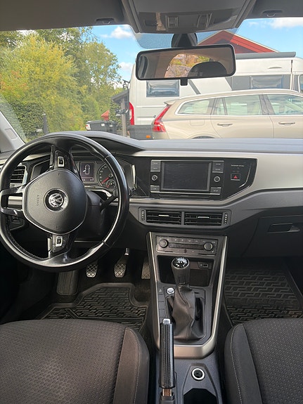 Volkswagen Polo 9 of 9