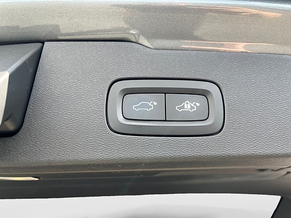 Volvo V60 13 of 14