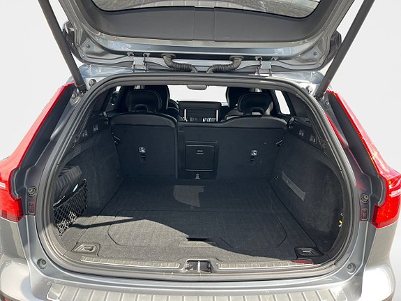 Volvo V60 12 of 14
