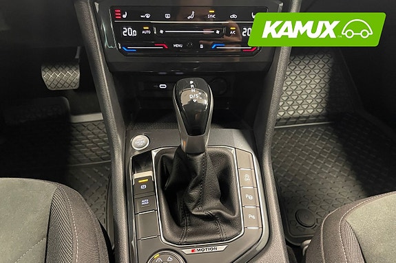 Volkswagen Tiguan 12 of 26