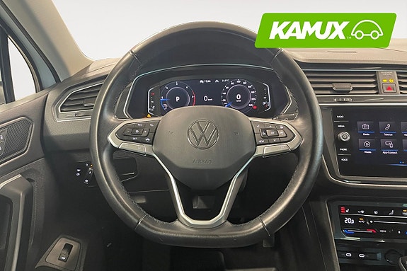 Volkswagen Tiguan 14 of 26