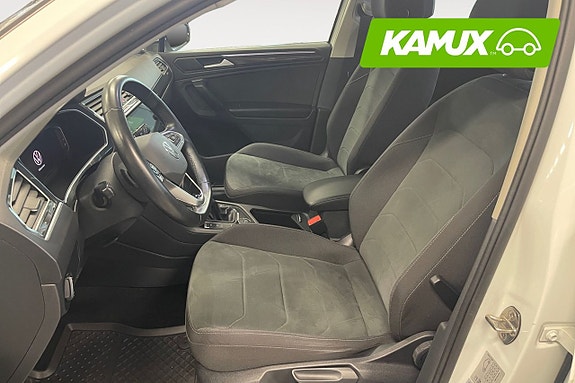 Volkswagen Tiguan 10 of 26