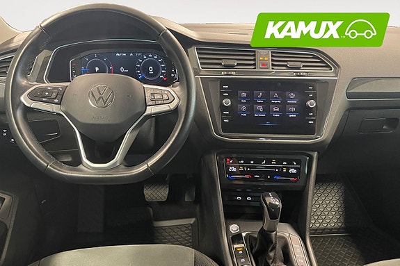 Volkswagen Tiguan 11 of 26