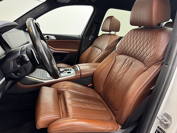 BMW X7 10 of 27