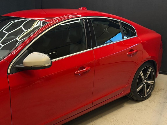 Volvo S60 14 of 23