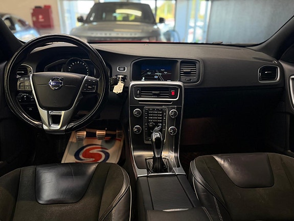 Volvo S60 8 of 23
