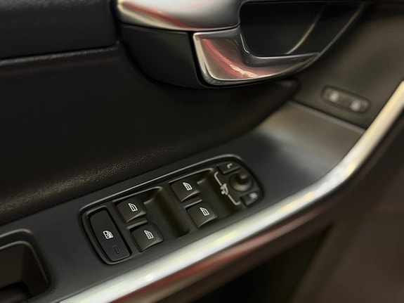 Volvo S60 15 of 23