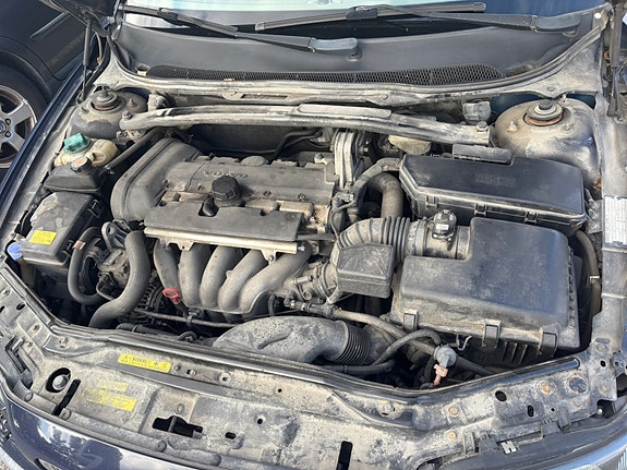 Volvo V70 10 of 12