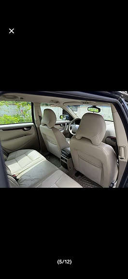 Volvo V70 7 of 12