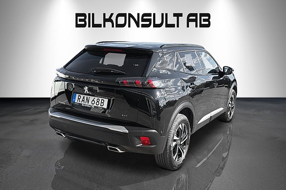 Peugeot 2008 4 of 8