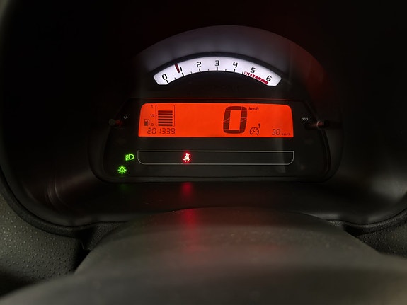 Citroën c3 1.6 HDi FAP 18 of 27