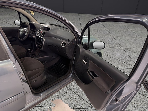 Citroën c3 1.6 HDi FAP 15 of 27