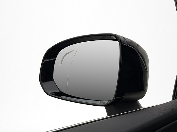 Volvo XC60 28 of 30