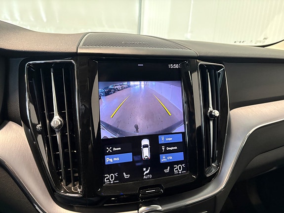 Volvo XC60 18 of 26