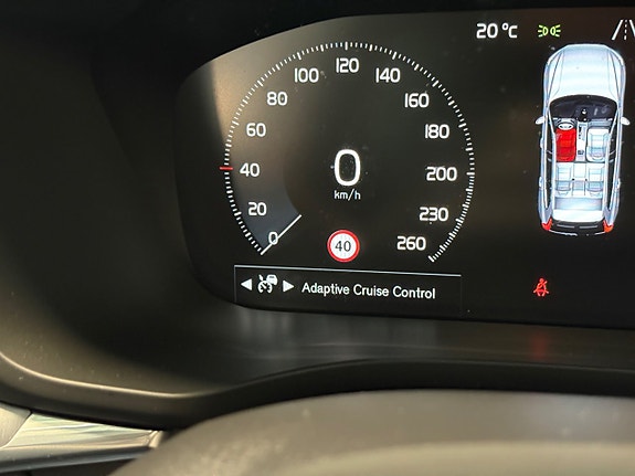 Volvo XC60 15 of 26
