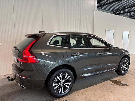 Volvo XC60 3 of 26