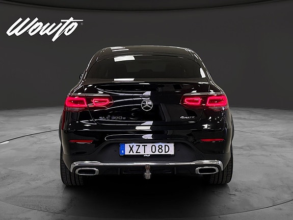 Mercedes-Benz GLC300 e 5 of 18