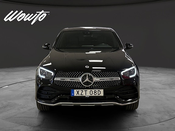 Mercedes-Benz GLC300 e 2 of 18
