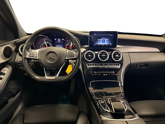 Mercedes-Benz C300 12 of 16