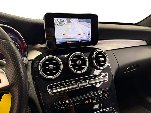 Mercedes-Benz C300 14 of 16