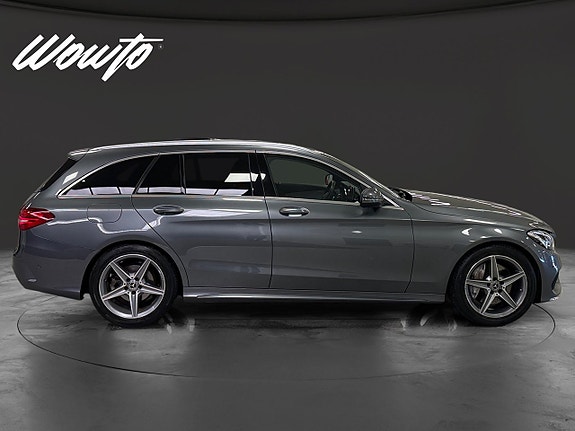 Mercedes-Benz C300 3 of 16