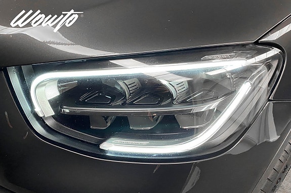 Mercedes-Benz GLC300 e 21 of 22