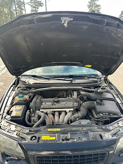 Volvo V70 8 of 9