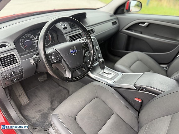 Volvo V70 6 of 18
