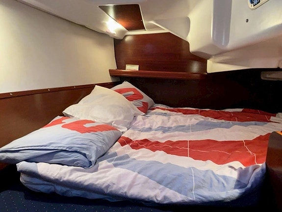 Beneteau Oceanis 331 Clipper 2-kabin 26 of 30