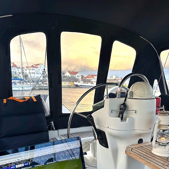 Beneteau Oceanis 331 Clipper 2-kabin 12 of 30