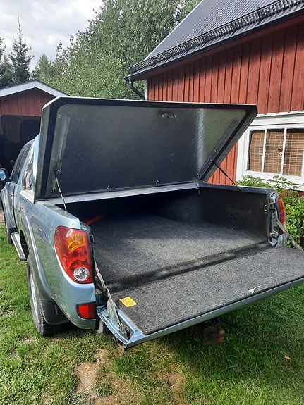 Mitsubishi L200 Club Cab 5 of 10