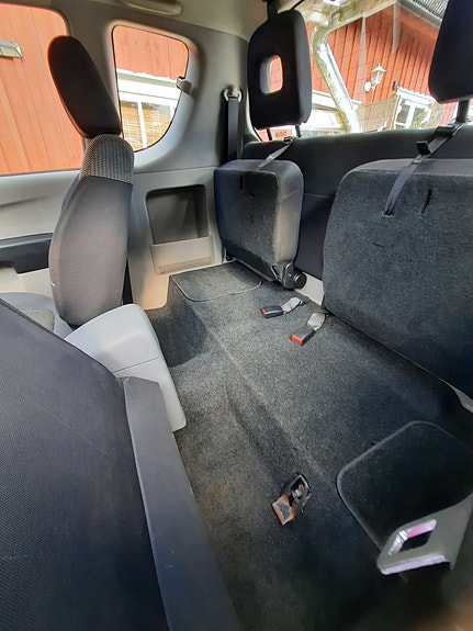 Mitsubishi L200 Club Cab 2 of 10