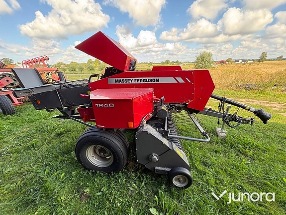 Fyrkantsbalpress Massey Ferguson MF 1840 7 of 30
