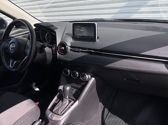 Mazda CX-3 9 of 14